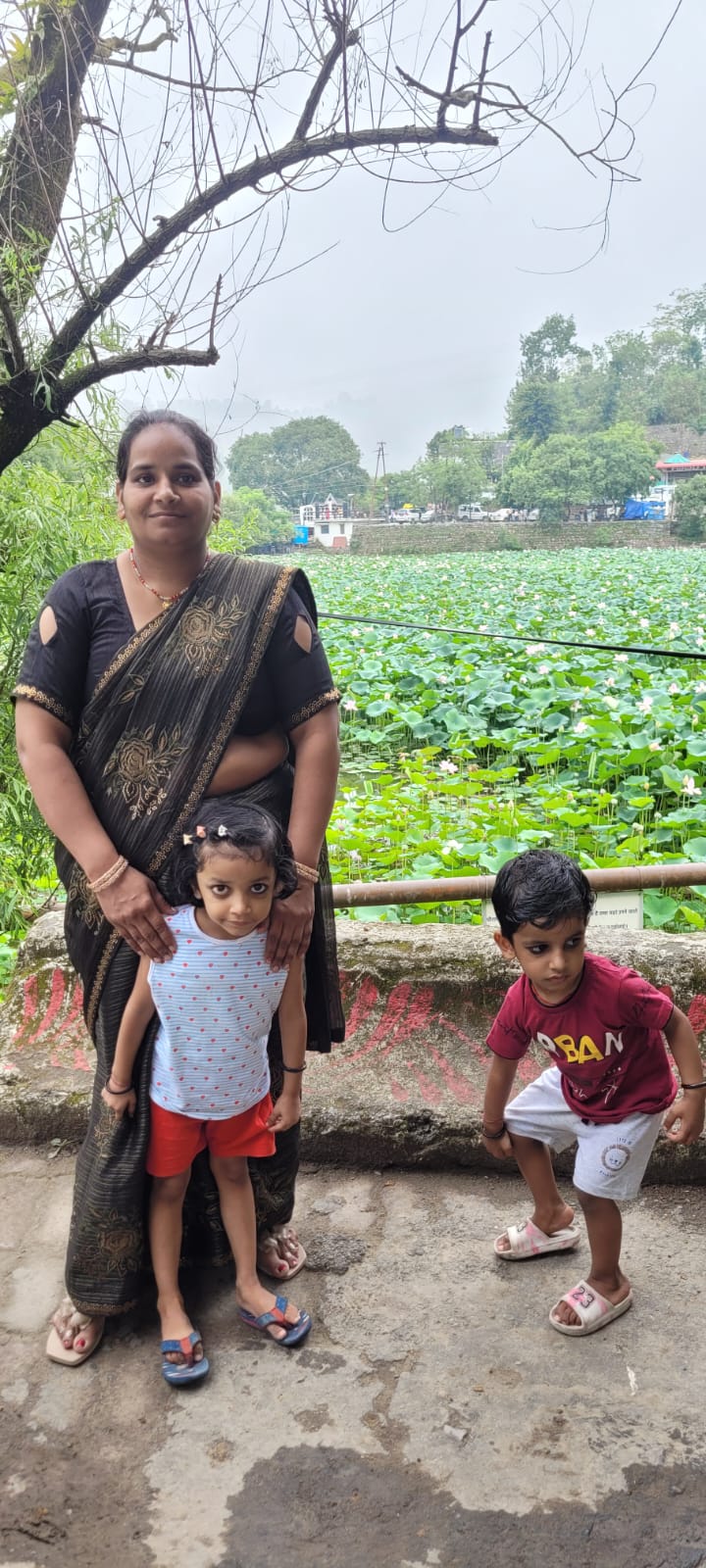 Sandhya with kids